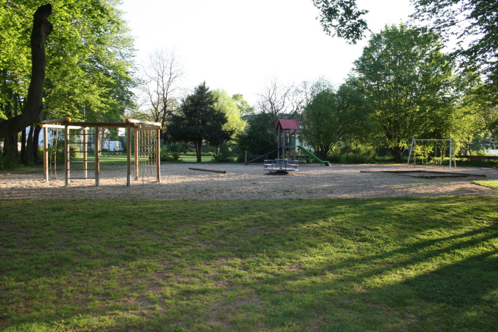 Spielplatz Heimerzheim - Peter-Esser-Platz